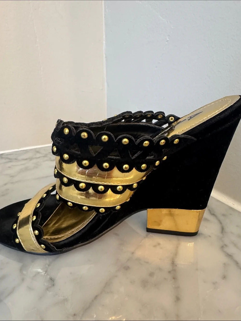 N/A black gold